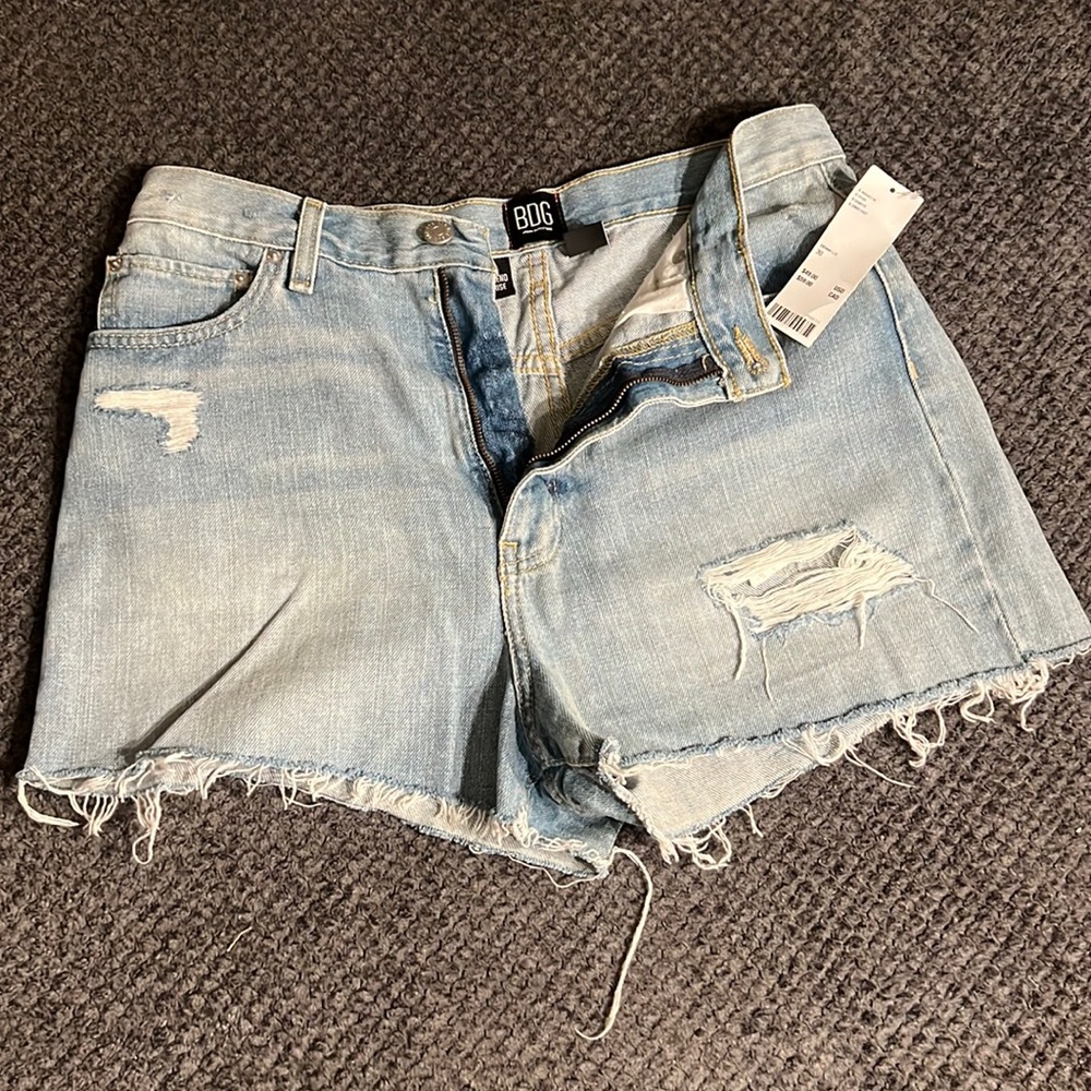 Girlfriend shorts. 2” inseam.